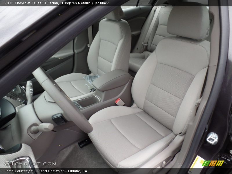 Tungsten Metallic / Jet Black 2016 Chevrolet Cruze LT Sedan
