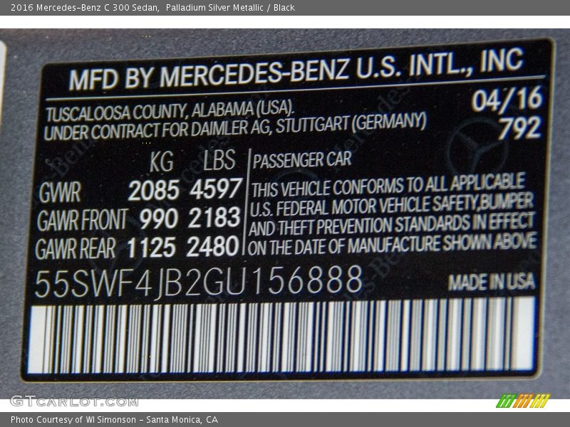 Palladium Silver Metallic / Black 2016 Mercedes-Benz C 300 Sedan
