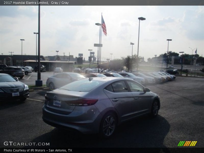 Gray / Gray 2017 Hyundai Elantra Limited