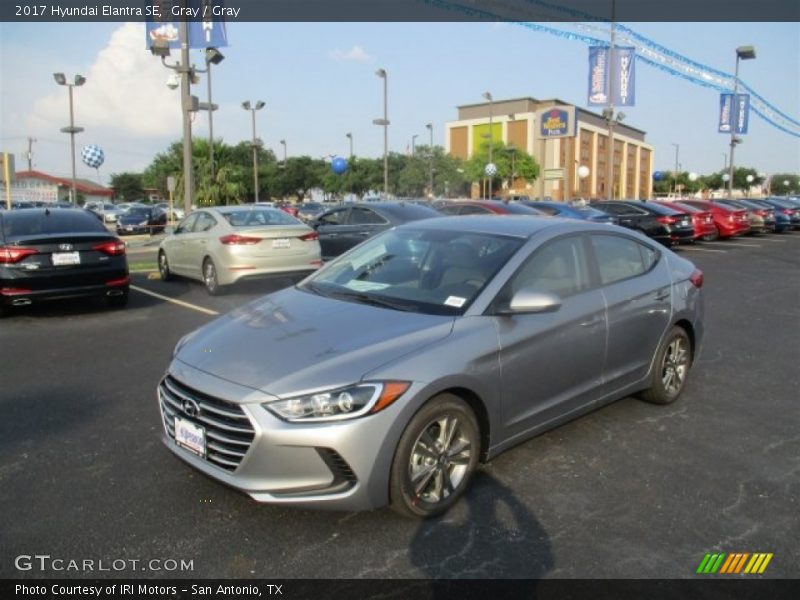 Gray / Gray 2017 Hyundai Elantra SE