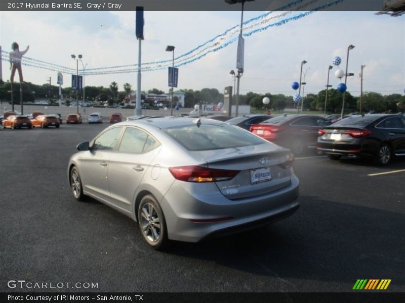 Gray / Gray 2017 Hyundai Elantra SE
