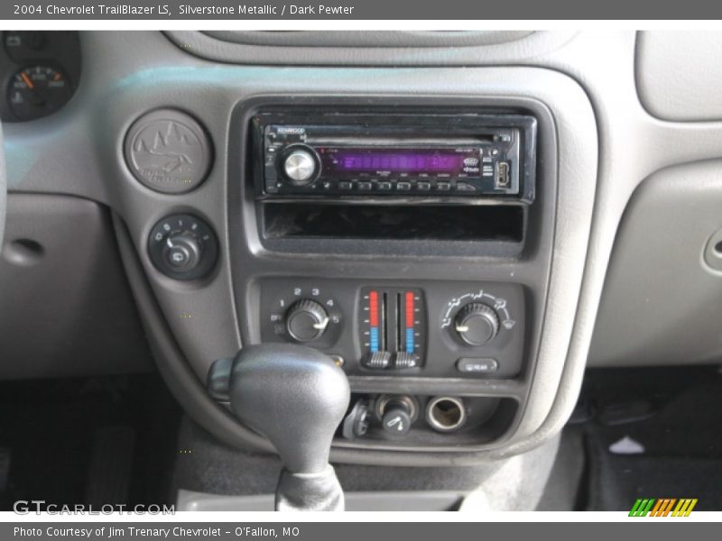 Silverstone Metallic / Dark Pewter 2004 Chevrolet TrailBlazer LS