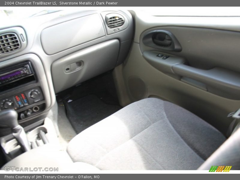 Silverstone Metallic / Dark Pewter 2004 Chevrolet TrailBlazer LS