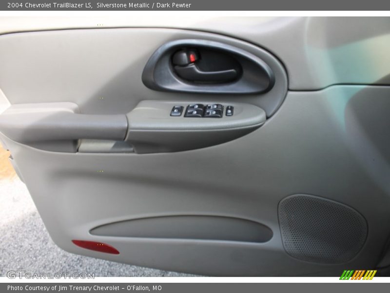 Silverstone Metallic / Dark Pewter 2004 Chevrolet TrailBlazer LS