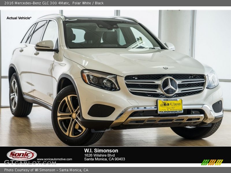 Polar White / Black 2016 Mercedes-Benz GLC 300 4Matic