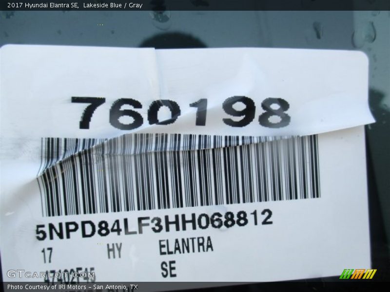 Lakeside Blue / Gray 2017 Hyundai Elantra SE