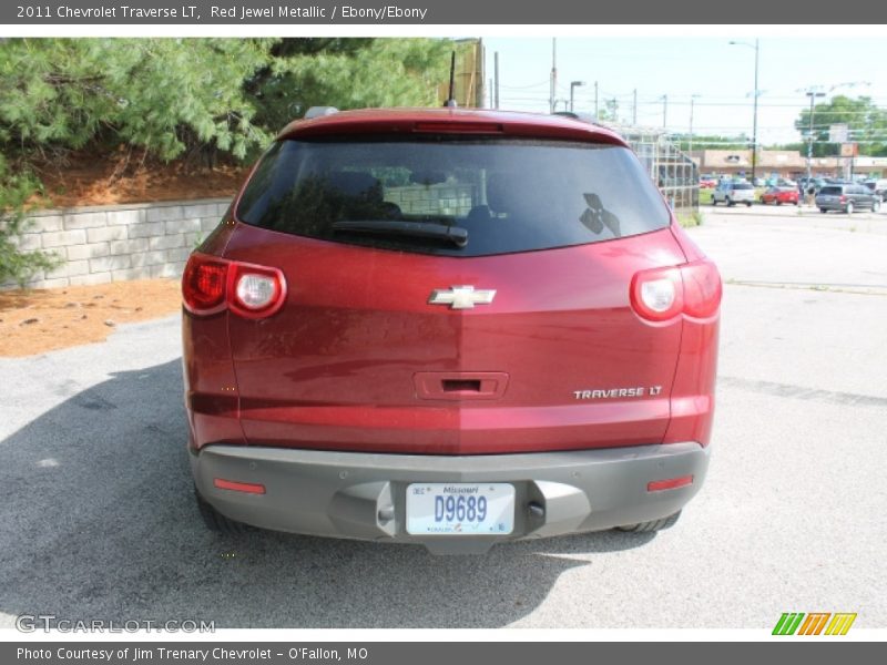 Red Jewel Metallic / Ebony/Ebony 2011 Chevrolet Traverse LT