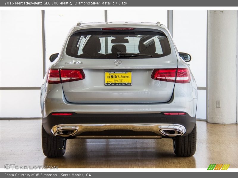 Diamond Silver Metallic / Black 2016 Mercedes-Benz GLC 300 4Matic