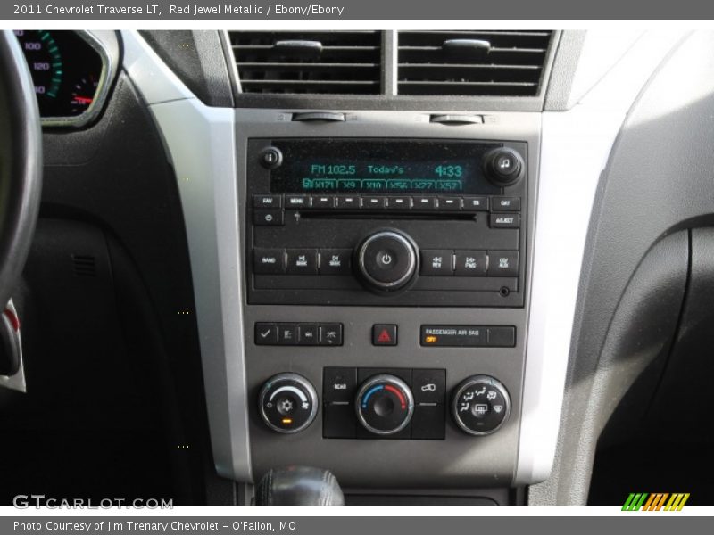 Red Jewel Metallic / Ebony/Ebony 2011 Chevrolet Traverse LT