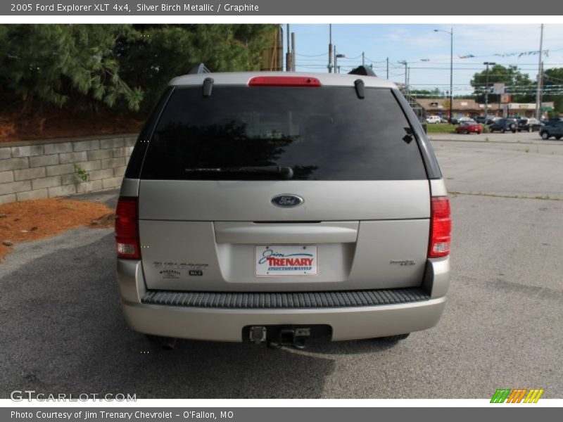 Silver Birch Metallic / Graphite 2005 Ford Explorer XLT 4x4