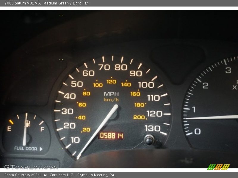 Medium Green / Light Tan 2003 Saturn VUE V6