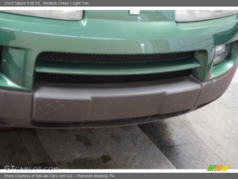 Medium Green / Light Tan 2003 Saturn VUE V6