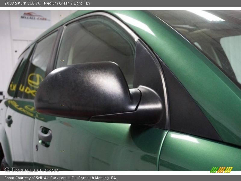 Medium Green / Light Tan 2003 Saturn VUE V6