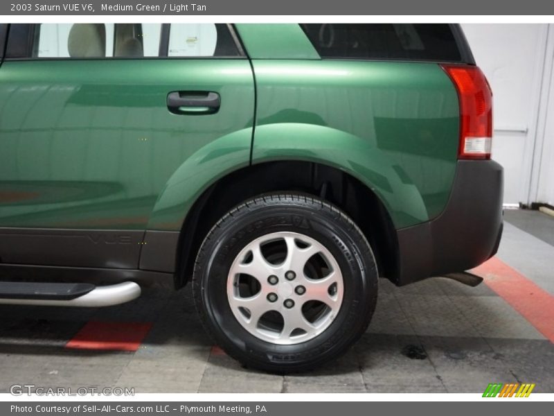 Medium Green / Light Tan 2003 Saturn VUE V6