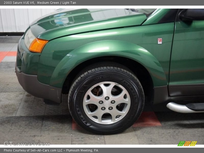 Medium Green / Light Tan 2003 Saturn VUE V6