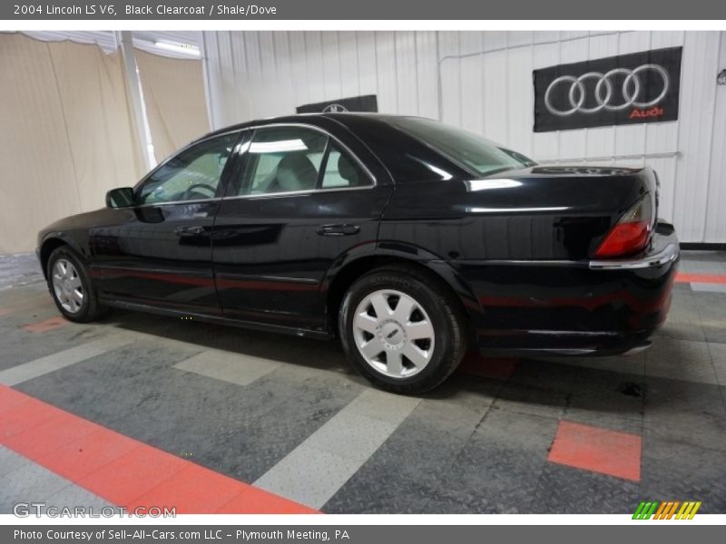 Black Clearcoat / Shale/Dove 2004 Lincoln LS V6
