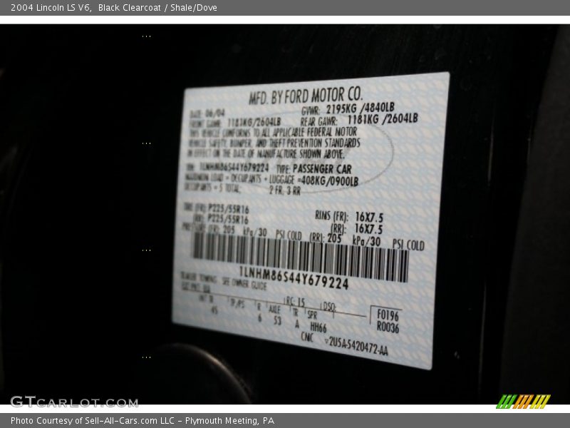 Black Clearcoat / Shale/Dove 2004 Lincoln LS V6