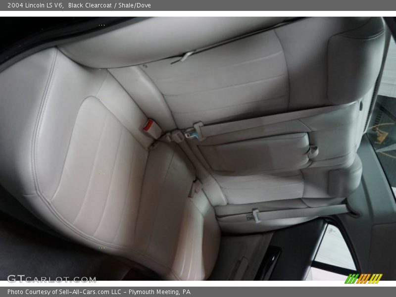 Black Clearcoat / Shale/Dove 2004 Lincoln LS V6
