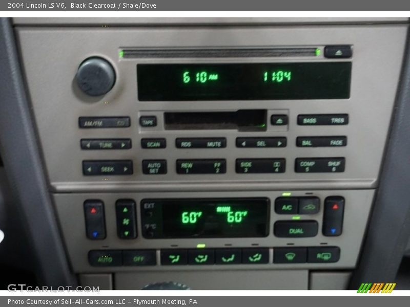 Black Clearcoat / Shale/Dove 2004 Lincoln LS V6