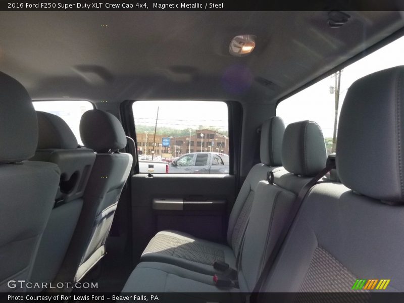 Magnetic Metallic / Steel 2016 Ford F250 Super Duty XLT Crew Cab 4x4