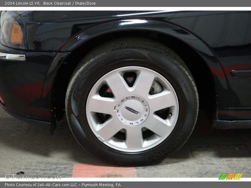 Black Clearcoat / Shale/Dove 2004 Lincoln LS V6