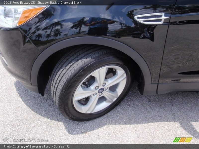 Shadow Black / Charcoal Black 2016 Ford Escape SE