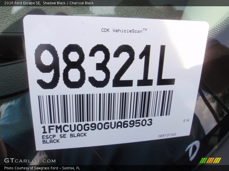 Shadow Black / Charcoal Black 2016 Ford Escape SE