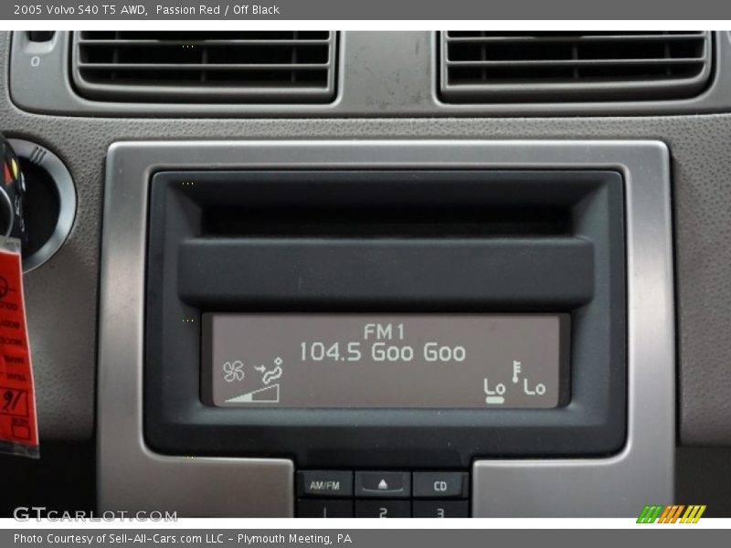 Passion Red / Off Black 2005 Volvo S40 T5 AWD