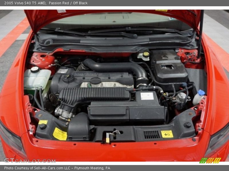 Passion Red / Off Black 2005 Volvo S40 T5 AWD