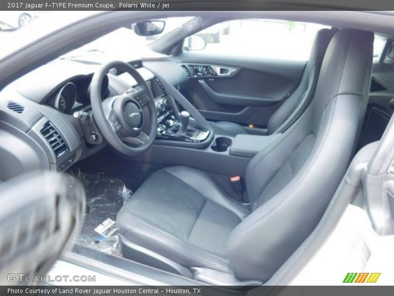 Polaris White / Jet 2017 Jaguar F-TYPE Premium Coupe