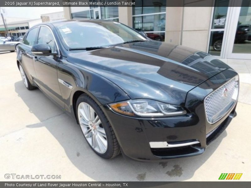 Ultimate Black Metallic / London Tan/Jet 2016 Jaguar XJ Supercharged