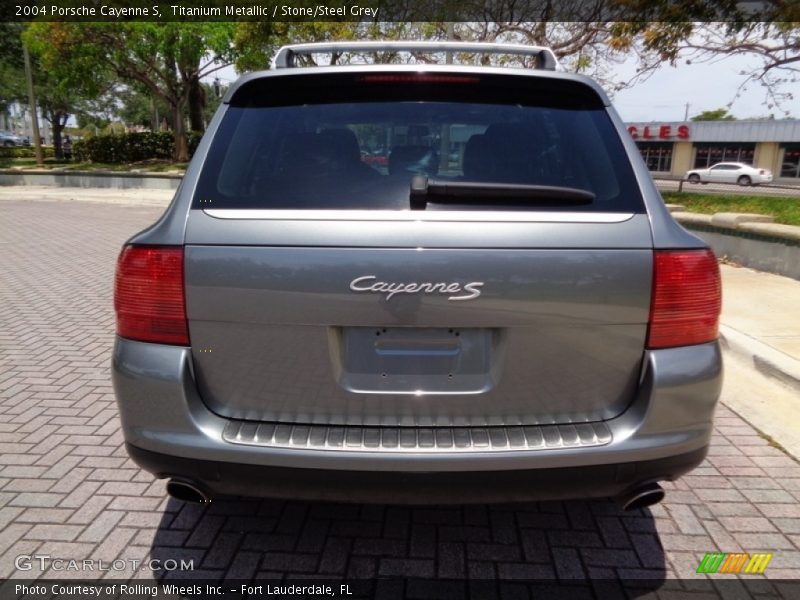 Titanium Metallic / Stone/Steel Grey 2004 Porsche Cayenne S