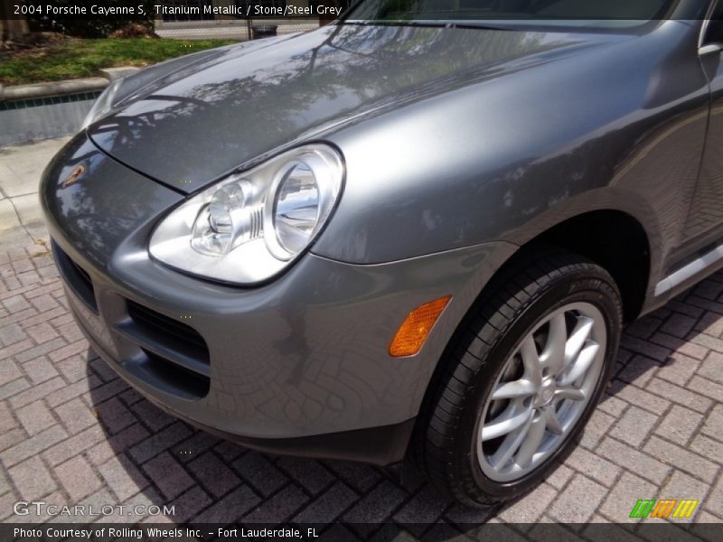 Titanium Metallic / Stone/Steel Grey 2004 Porsche Cayenne S