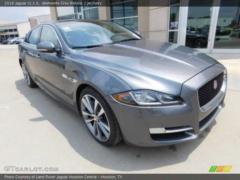 Ammonite Grey Metallic / Jet/Ivory 2016 Jaguar XJ 3.0