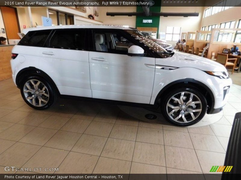 Fuji White / Espresso/Ivory 2016 Land Rover Range Rover Evoque Autobiography
