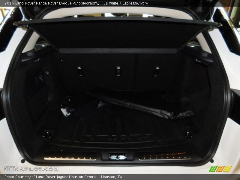 Fuji White / Espresso/Ivory 2016 Land Rover Range Rover Evoque Autobiography
