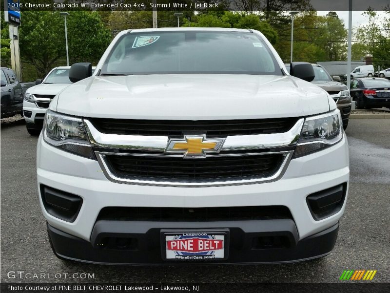 Summit White / Jet Black 2016 Chevrolet Colorado WT Extended Cab 4x4