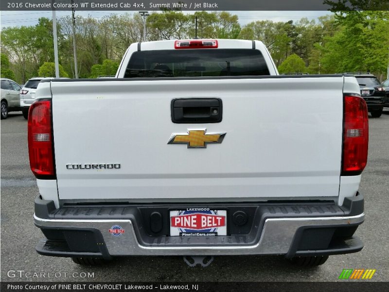 Summit White / Jet Black 2016 Chevrolet Colorado WT Extended Cab 4x4