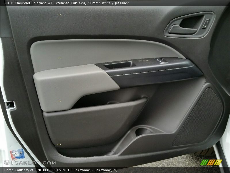 Summit White / Jet Black 2016 Chevrolet Colorado WT Extended Cab 4x4