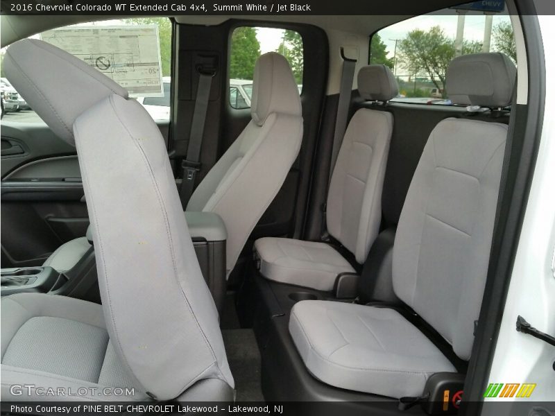 Summit White / Jet Black 2016 Chevrolet Colorado WT Extended Cab 4x4