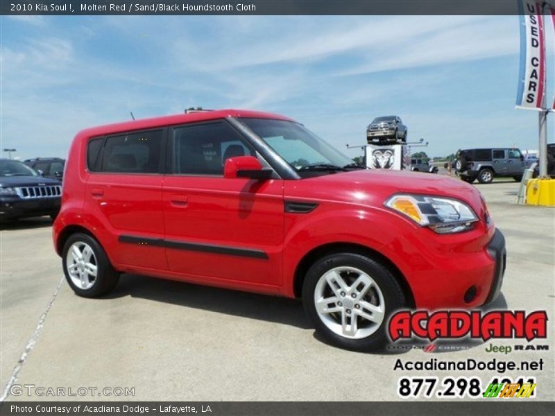 Molten Red / Sand/Black Houndstooth Cloth 2010 Kia Soul !