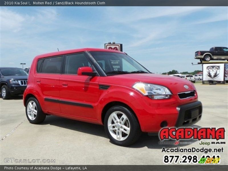 Molten Red / Sand/Black Houndstooth Cloth 2010 Kia Soul !