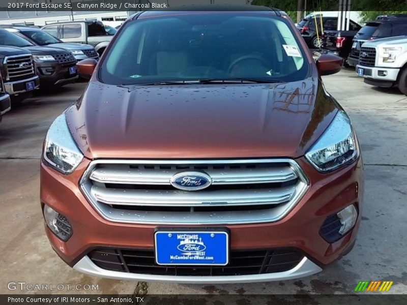 Canyon Ridge / Charcoal Black 2017 Ford Escape SE