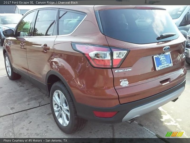 Canyon Ridge / Charcoal Black 2017 Ford Escape SE