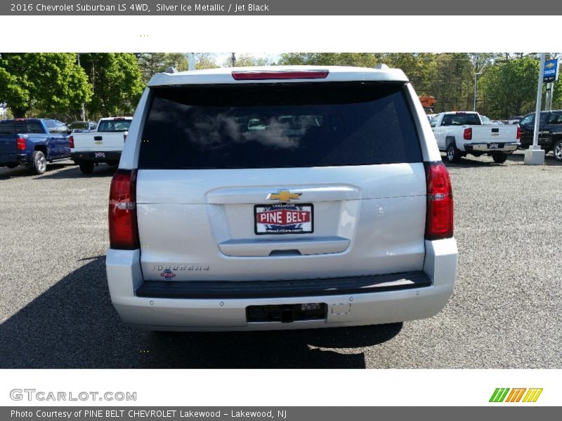 Silver Ice Metallic / Jet Black 2016 Chevrolet Suburban LS 4WD