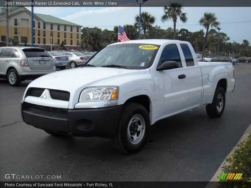 Arctic White / Slate 2007 Mitsubishi Raider LS Extended Cab