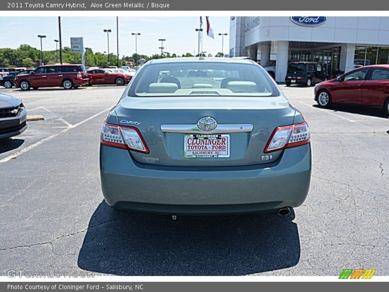 Aloe Green Metallic / Bisque 2011 Toyota Camry Hybrid