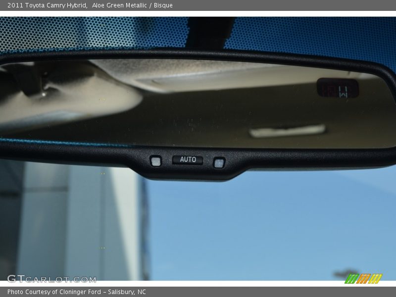 Aloe Green Metallic / Bisque 2011 Toyota Camry Hybrid