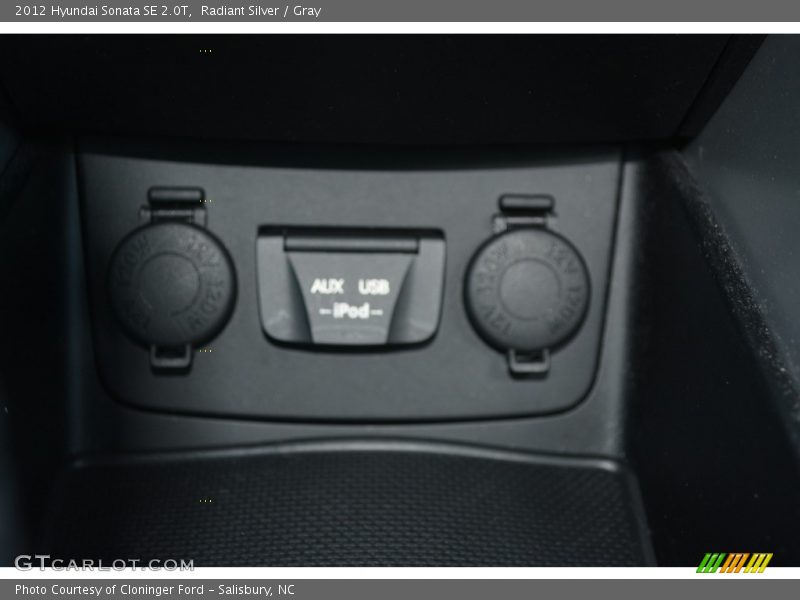 Radiant Silver / Gray 2012 Hyundai Sonata SE 2.0T