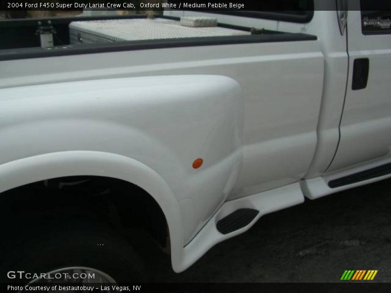 Oxford White / Medium Pebble Beige 2004 Ford F450 Super Duty Lariat Crew Cab